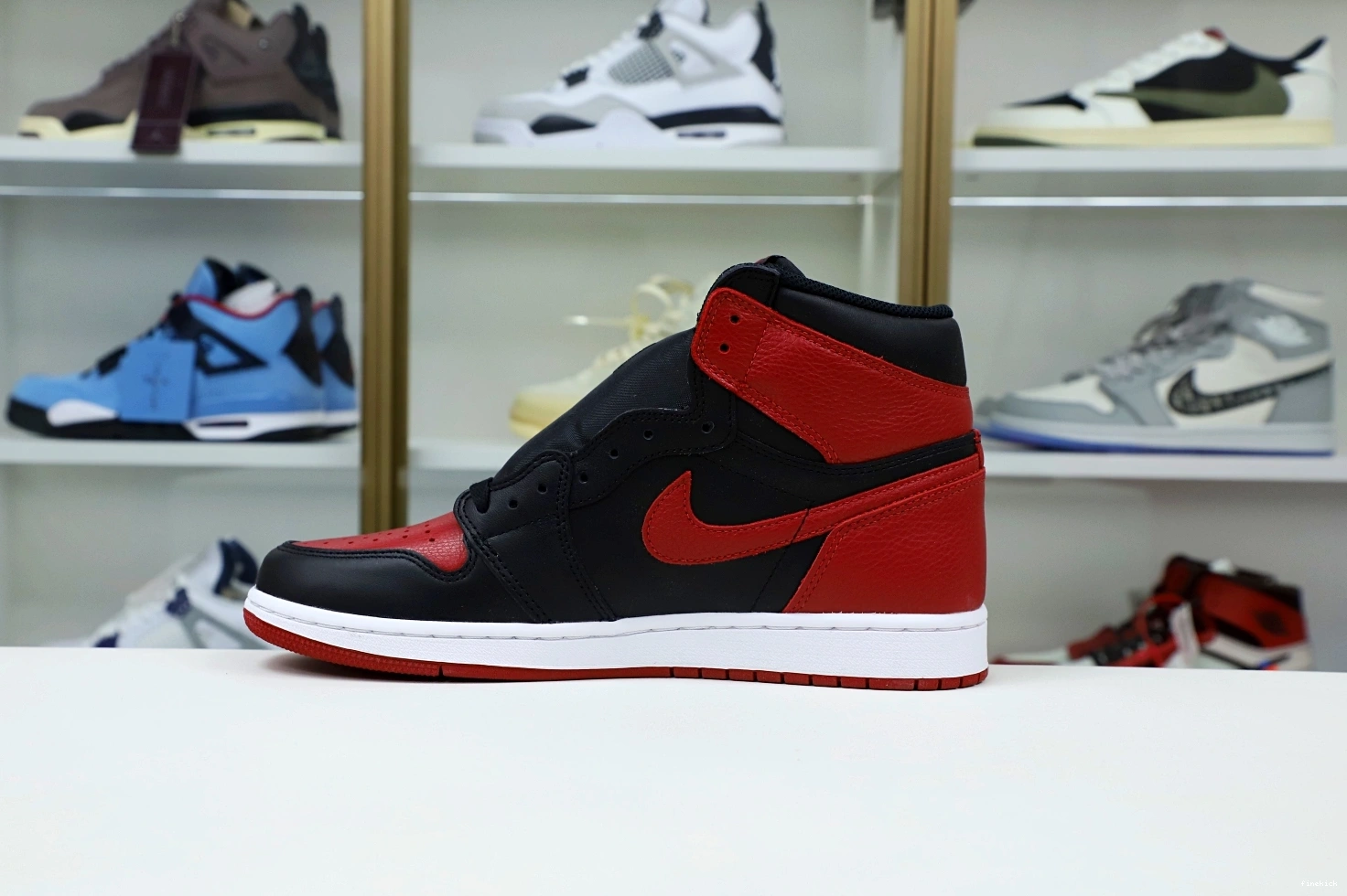 RETRO 'BRED' JORDAN 1 OG AIR HIGH 0114